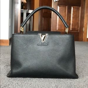 Louis Vuitton black Capucines MM